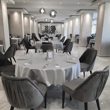 Balkan Hotel 3*