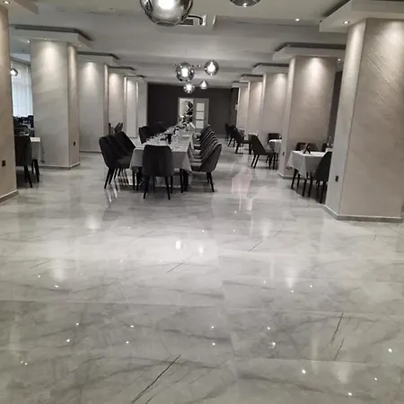 Hotel Balkan Gabrovo