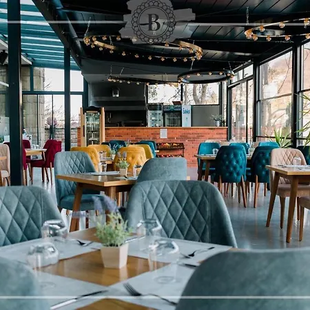 Balkan Hotel 3*