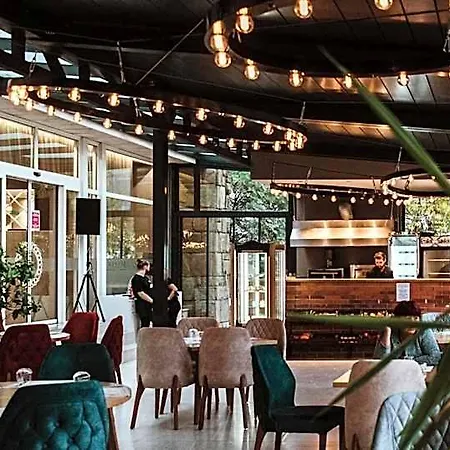 فندق Balkan 3*