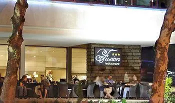 Balkan Hotel 3*